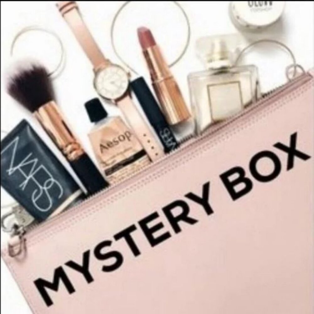 $150 retail value high end Beauty Makeup hair & Skincare mystery box